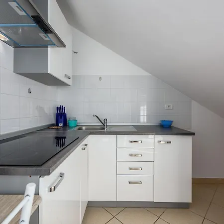 Malerisches Nur 60 Meter Zum Mit Meerblick Und Eigenem Parkplatz Apartman