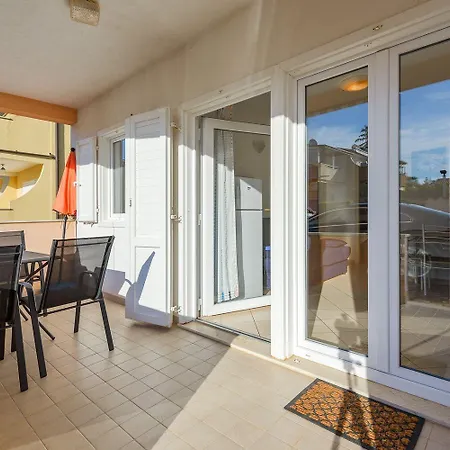 Apartman Malerisches Nur 60 Meter Zum Mit Meerblick Und Eigenem Parkplatz *
